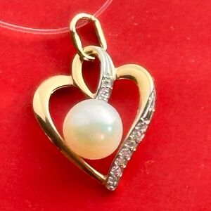 14k /585 Yellow Gold Heart Pendant With Freshwater White Pearl NEW STAMPED